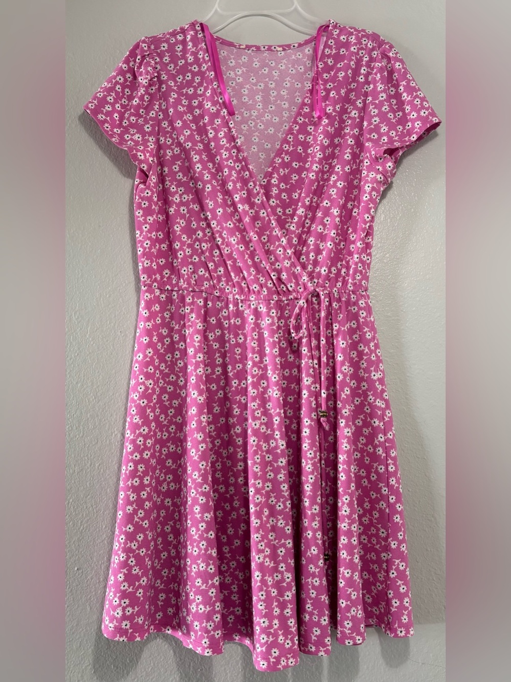 Pink v-neck spring dress